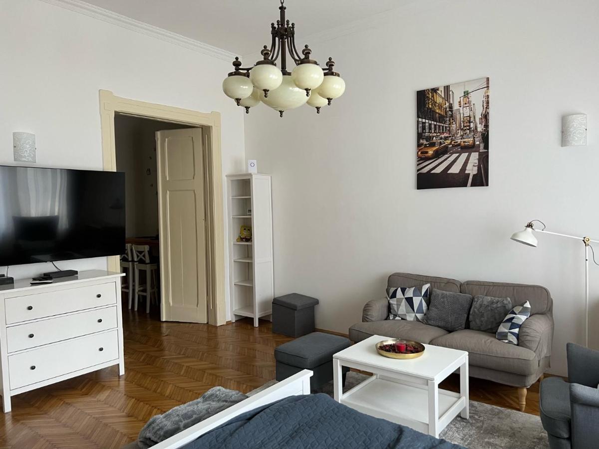 Appartement Sun City à Szeged Extérieur photo